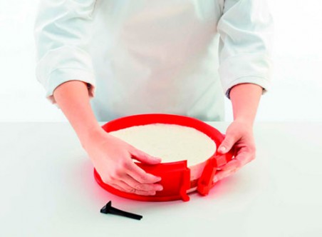 Molde desmontable redondo con plato de cerámica 15 cm - Silicona - Lékué