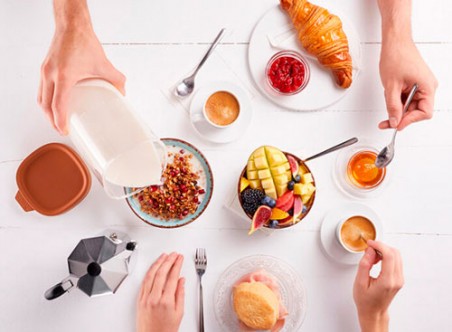 Desayuna bebidas vegetales hechas en casa con Lékué