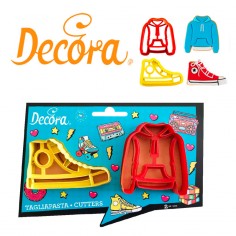 Set 2 cortadores galletas zapatilla y suadera Decora