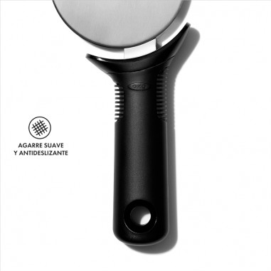 Cortapizza inox.mango antideslizante Oxo - Casa Rex